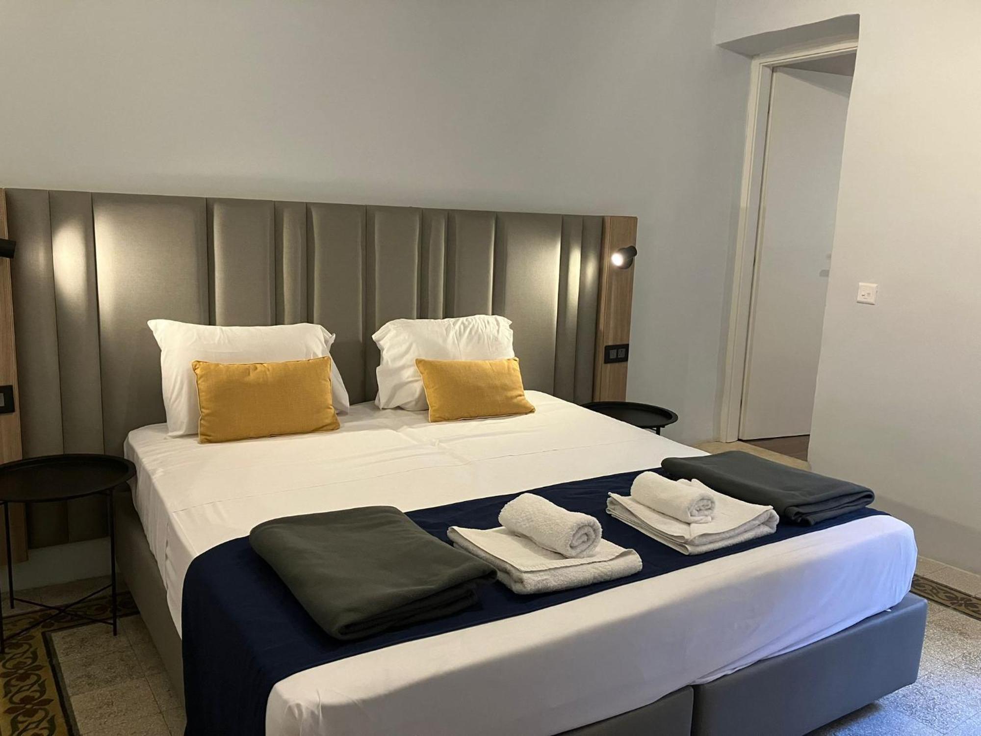 Mulberry Suites Valletta Luaran gambar